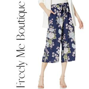 NWT Floral Tie Waist Palazzo Pants